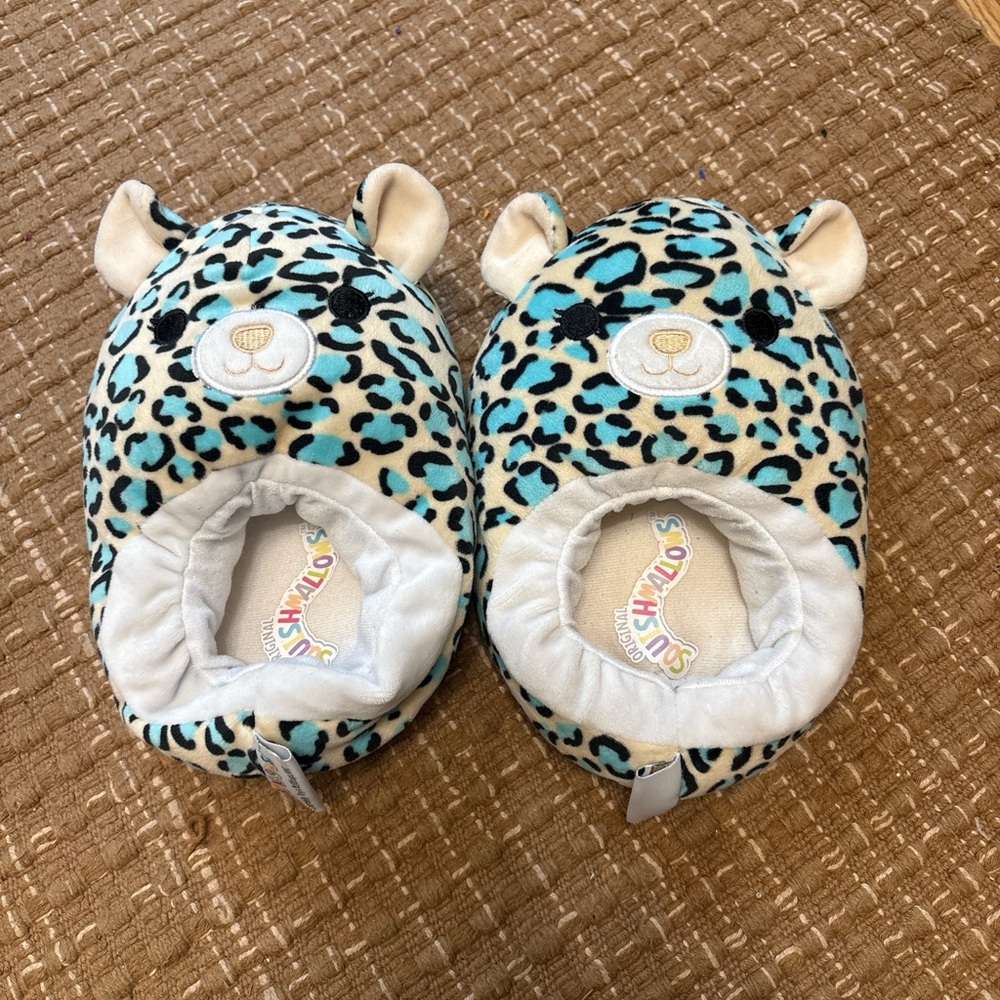 Squishmallows Blue Leopard Slippers